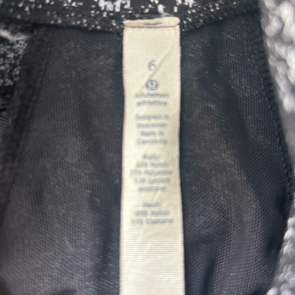 Lululemon Define Jacket - Picture 4 of 4
